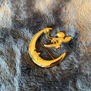 Vintage Premier Gold Moon and Cherub Brooch